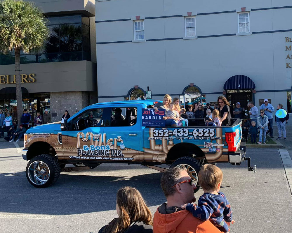 about_0000_Copy of Horse Captial Parade