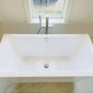 Tub install (1)